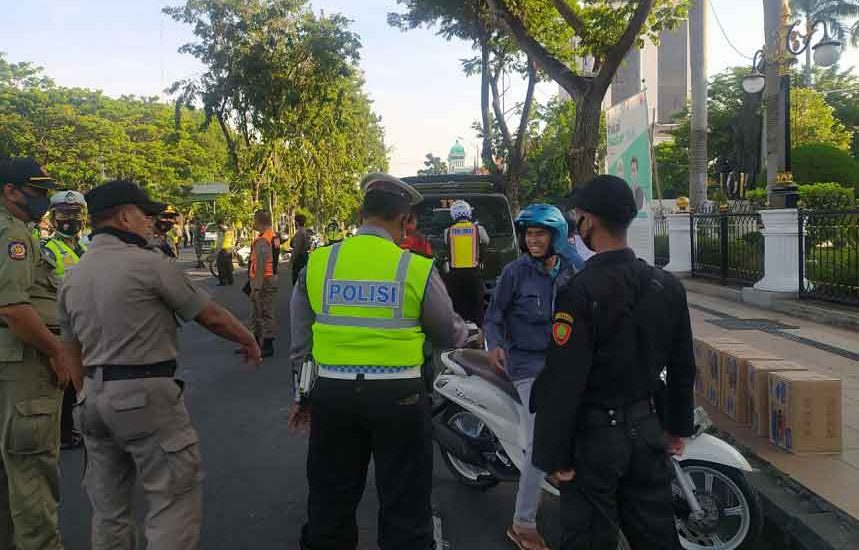 Efektifitas Penegakan Prokes di Surabaya