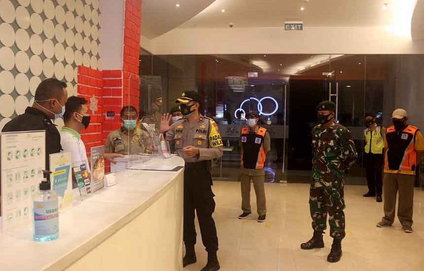 Hotel Wajib Melaporkan Pengunjung