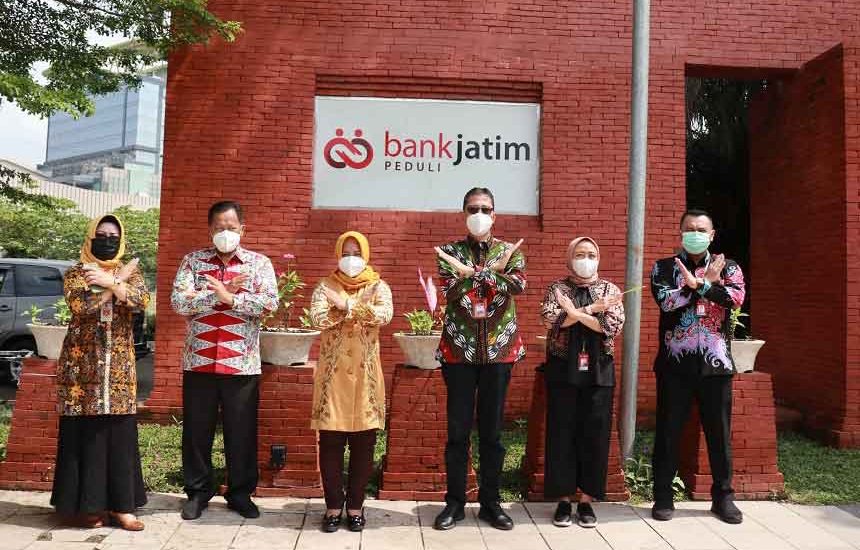 Bank Jatim Tata Taman Benteng Pancasila