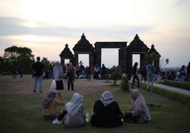 Lebaran, Candi Borobudur Buka