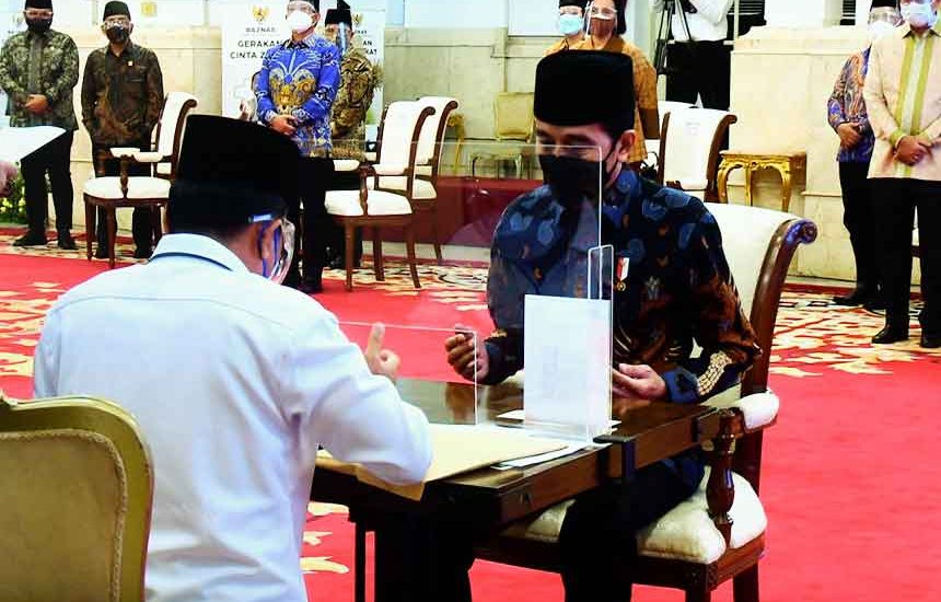 Jokowi Luncurkan Gerakan Cinta Zakat