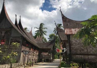 Memugar Seribu Rumah Gadang Nagari