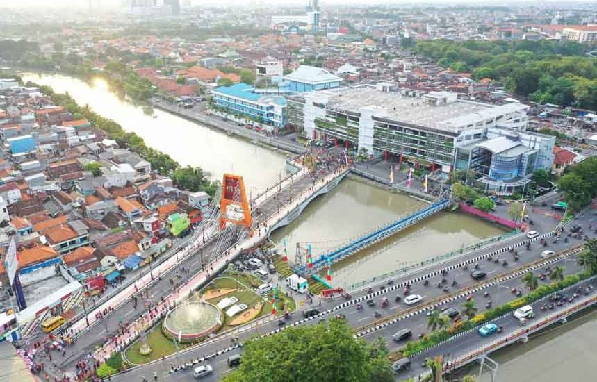 Green Building Gedung Parkir Joyoboyo