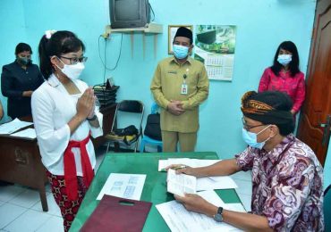 Berebut Jalur Prestasi SMP Surabaya