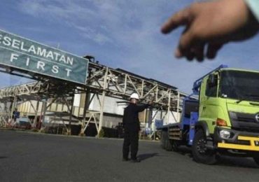 Smelter Freeport Berlabuh di Gresik