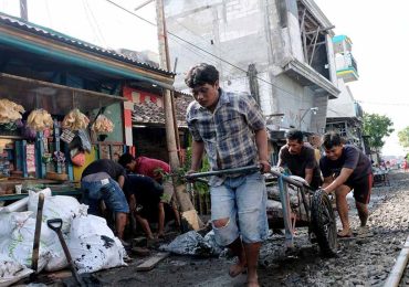 ‘Surabaya Bergerak’ Tingkatkan Gotong Royong