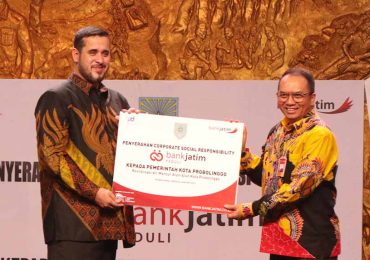 Bank Jatim Revitalisasi Air Mancur Alun-Alun Kota Probolinggo