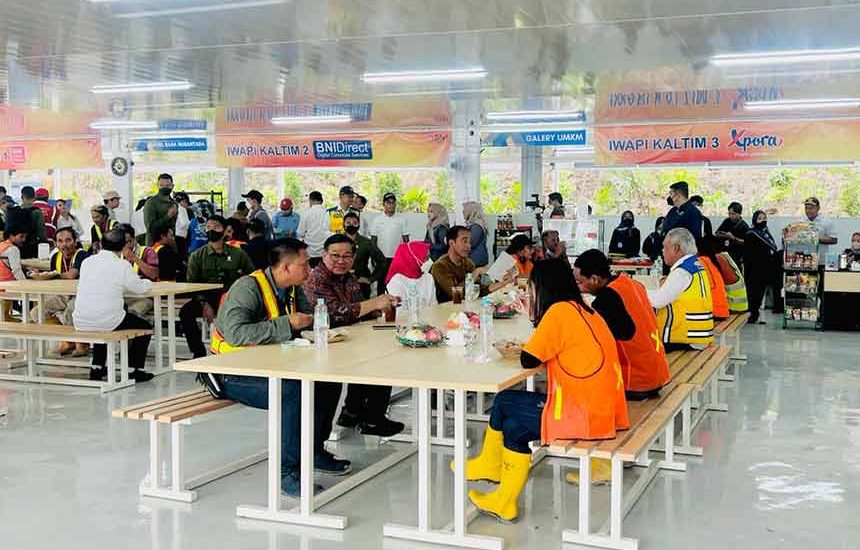 Makan Bareng Pekerja Proyek IKN