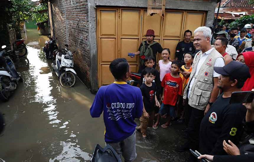 Pastikan Logistik Pengungsi Banjir