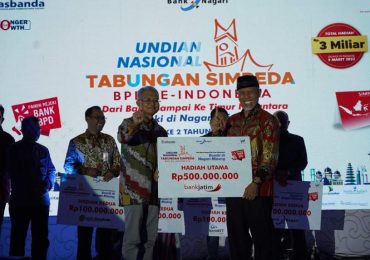 Nasabah Bank Jatim Dapat Undian Simpeda Rp 500 Juta