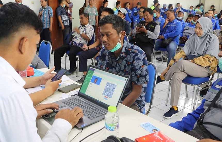 Buka Layanan Aktivasi IKD di Mal