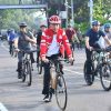 Jokowi Bersepeda di CFD Sudirman-Thamrin