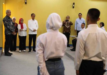 Jokowi Kepincut Konsep SMKN Jateng