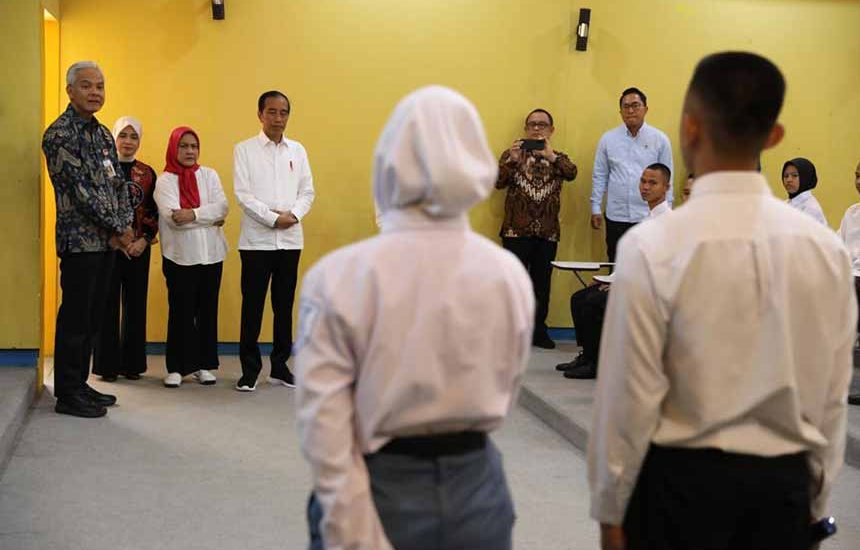 Jokowi Kepincut Konsep SMKN Jateng