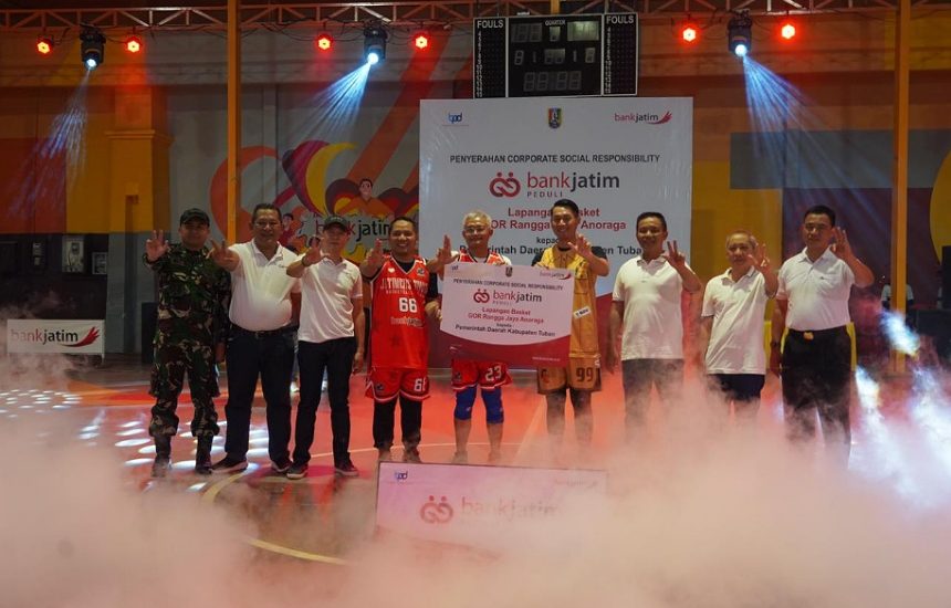 CSR Lapangan Basket Bank Jatim di  Tuban