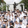 Sehari Berbahasa Inggris di SMP Surabaya