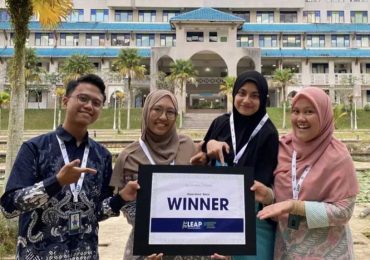 Unair Juara Kompetisi Proyek Sosial