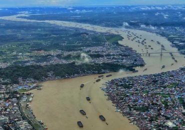 Denyut Samarinda Menyusuri Mahakam