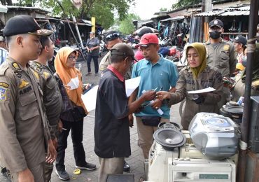 Sosialisasi Penertiban PKL di Pasar Loak