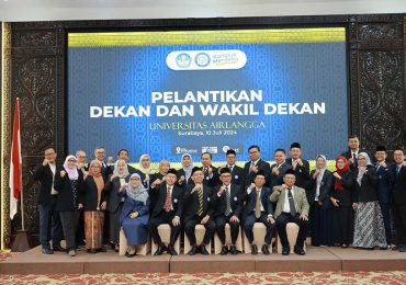 Dua Dekan Unair Resmi Dilantik