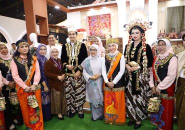 Launching Baju Adat Pengantin Sampang