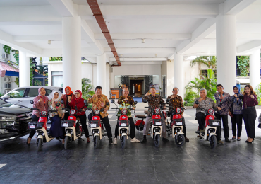 50 Sepeda Listrik Bank Jatim untuk Unair