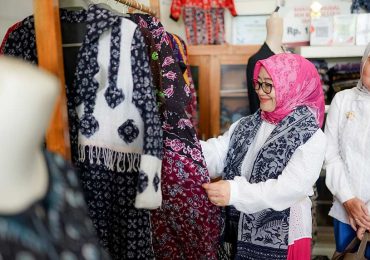 Batik Gedog Tuban Ikon Hari Batik