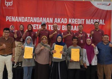 Petani Tebu Akad Kredit Massal Bank Jatim