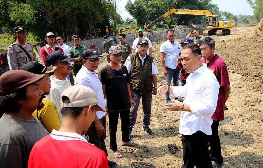 Masih Ada 200 Titik Banjir di Surabaya