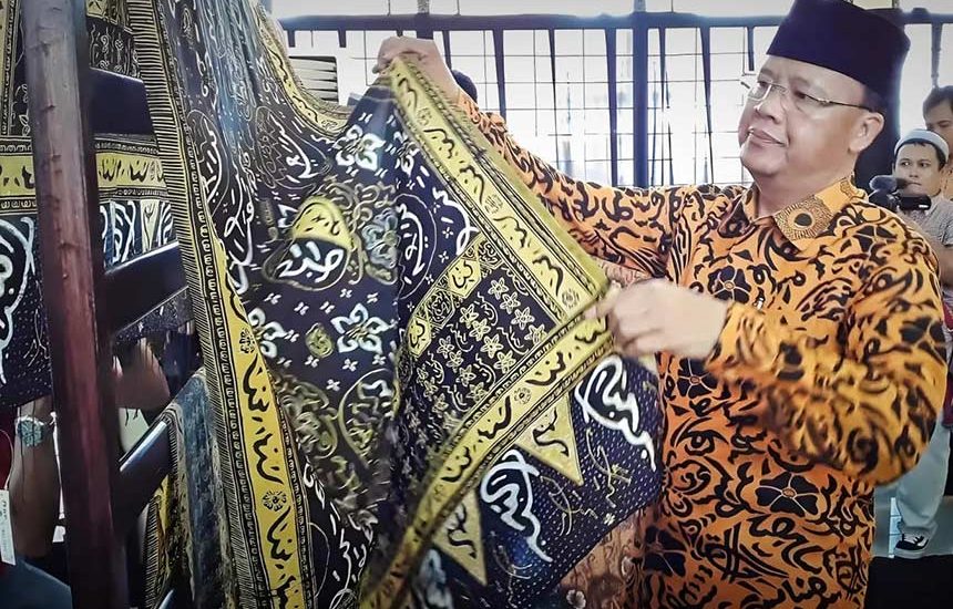 Batik Besurek Sarat Makna dan Estetika