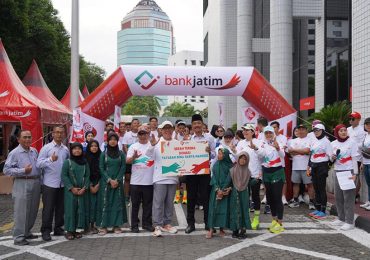 Jatimers Run To Care Serahkan Donasi Bank Jatim